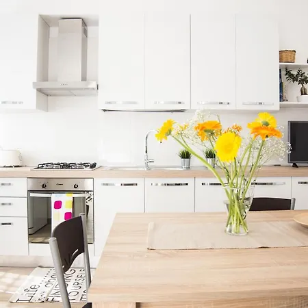 Pirandello Holidays 아파트 *