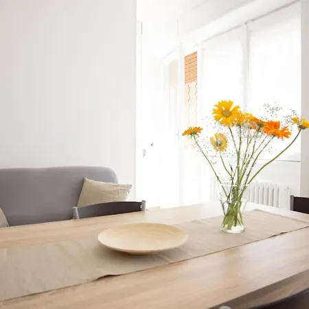Pirandello Holidays Apartamento *