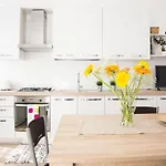 Pirandello Holidays Apartamento *